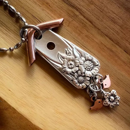 🔥✨The 1951 "Magnolia" Birdhouse Necklace