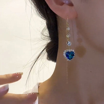 🥳2026 HOT SALE🥳💞50K+ SOLD!🛍️ 50% OFF – Delicate Heart Earrings with Blue Crystals – Fine Gradient Design, Premium Look & Elegant – for a Stylish Appearance 💙✨